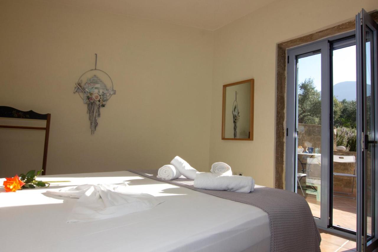 Orfea'S Place Riglia Dış mekan fotoğraf