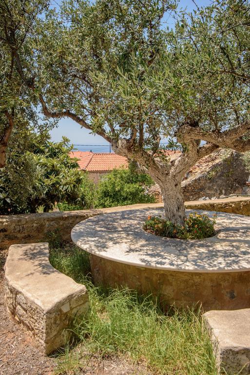 Orfea'S Place Riglia Dış mekan fotoğraf